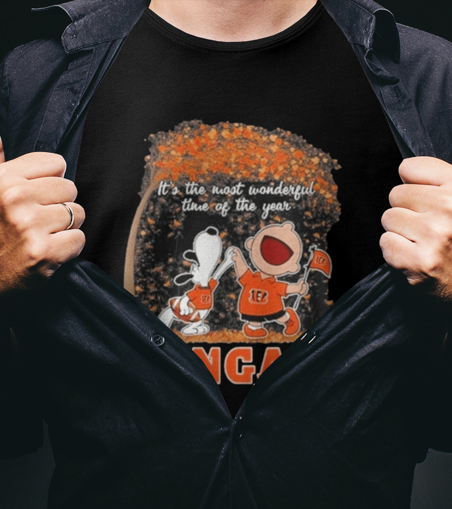 Cincinnati Bengals Snoopy Charlie Brown 2026 Most Wonderful Time T-Shirt