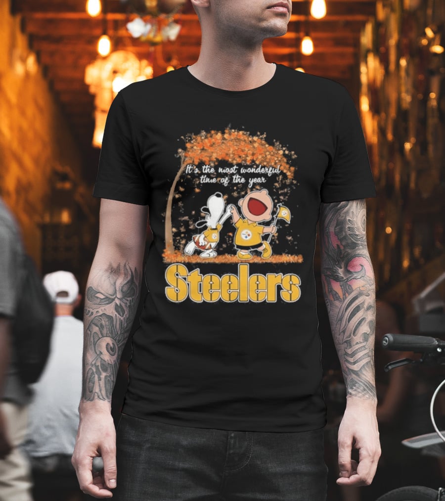 Pittsburgh Steelers Snoopy Charlie Brown Dancing It's The Most Wonderful Time Of The Year T-Shirt