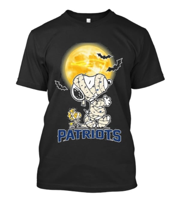 New England Patriots Snoopy Halloween 2026 Moon T-Shirt