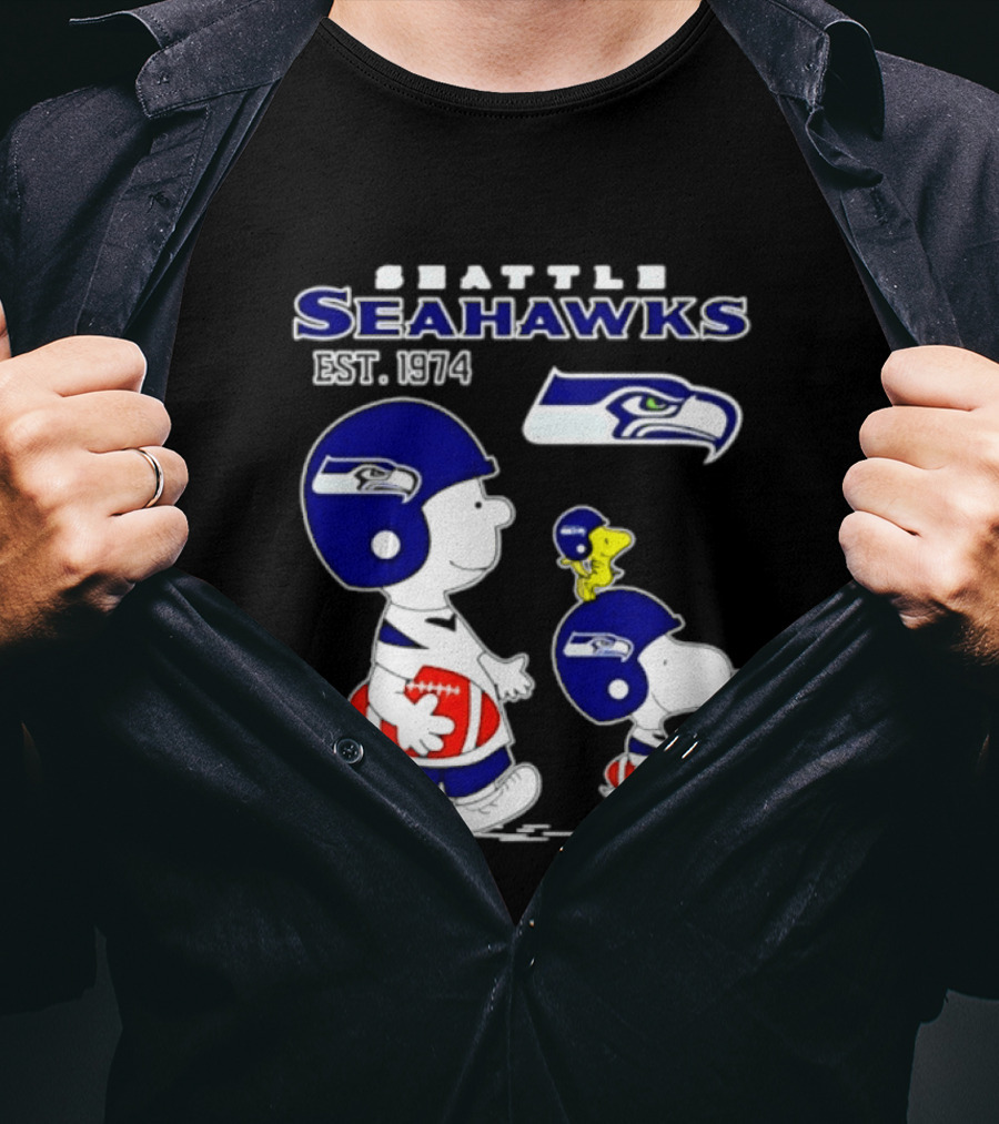 Seattle Seahawks Peanuts Snoopy Charlie Brown Est 1974 NFL T-Shirt