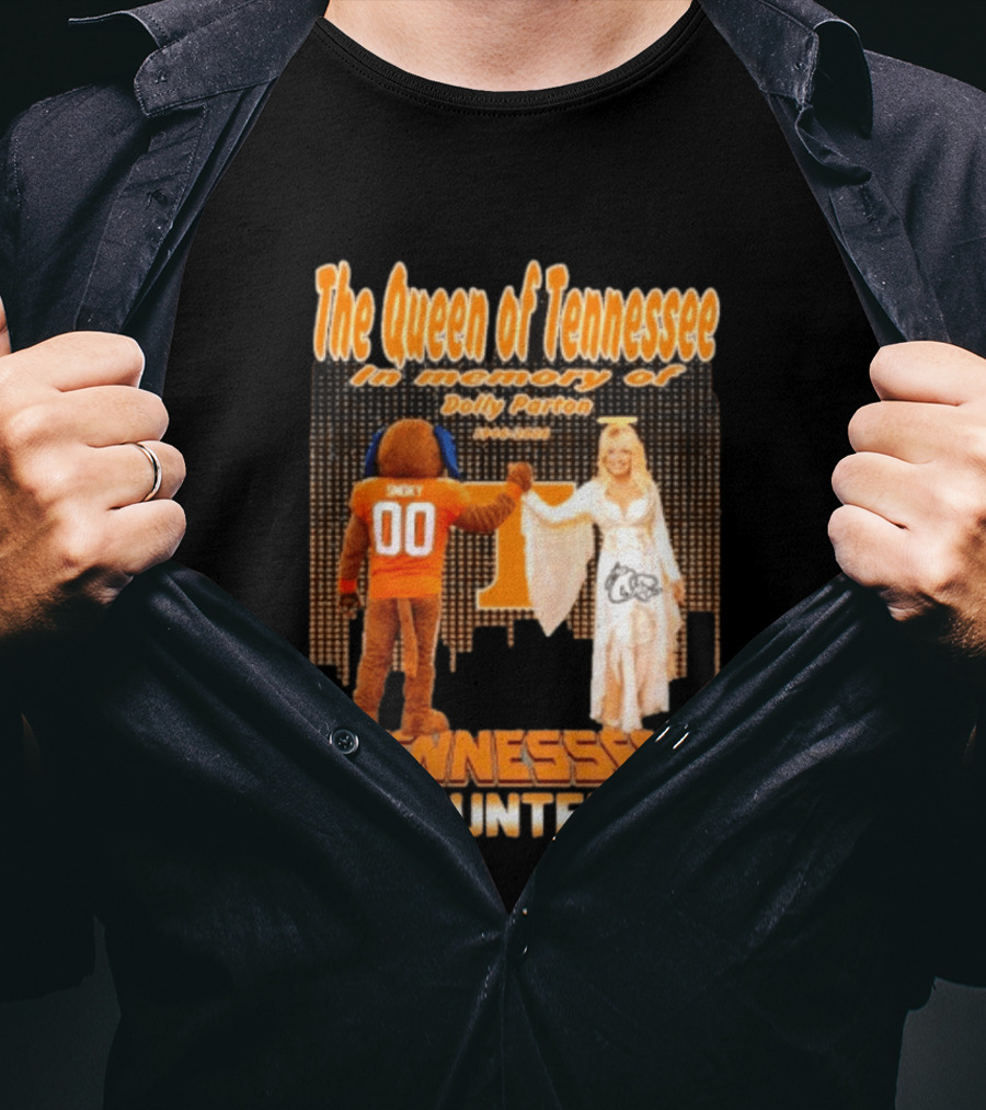 The Queen Of Tennessee In Memory Of Dolly Parton Smoky Tennessee Volunteers 1946 2026 T-Shirt
