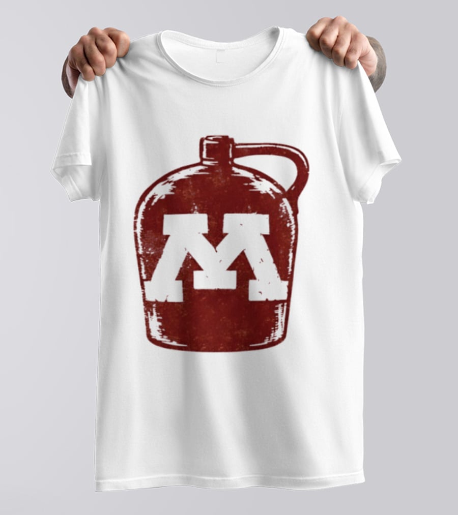 Minnesota Golden Gophers Football Jug M T-Shirt