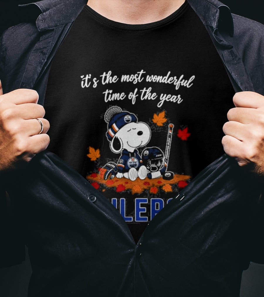 It's The Most Wonderful Time Of The Year Edmonton Oilers Snoopy Autumn Football T-Shirt