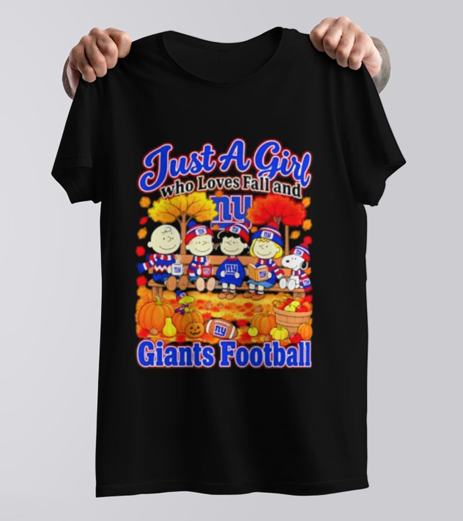 Just A Girl Who Loves Fall And Giants Football New York Peanuts Christmas T-Shirt
