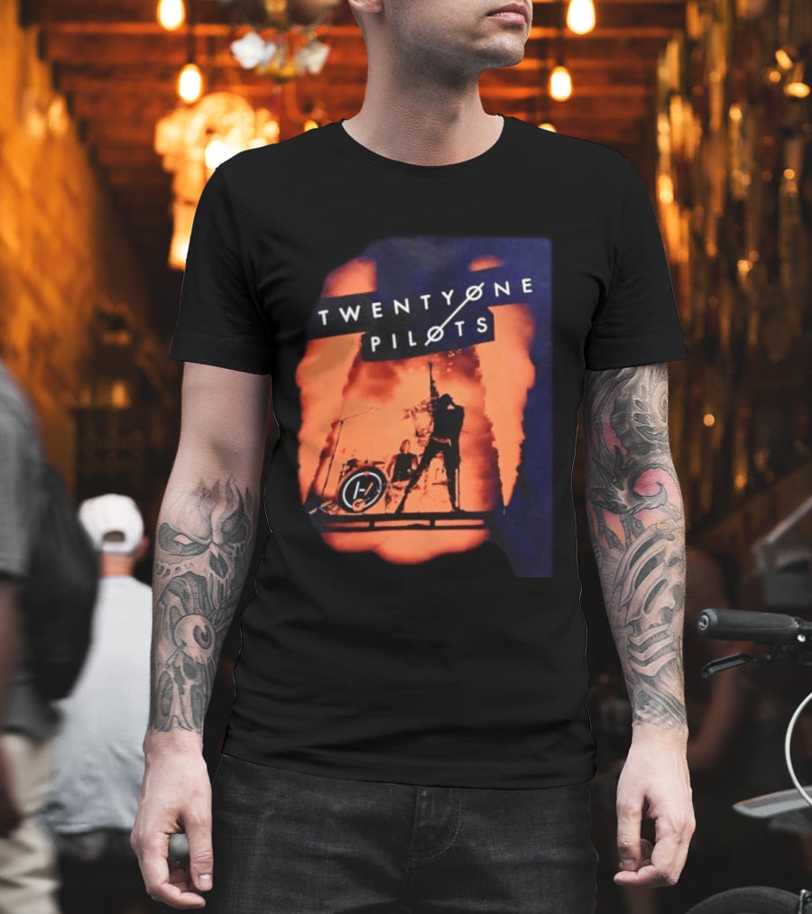 Twenty One Pilots Concert Orange Stage Lights Silhouette Tyler Joseph T-Shirt