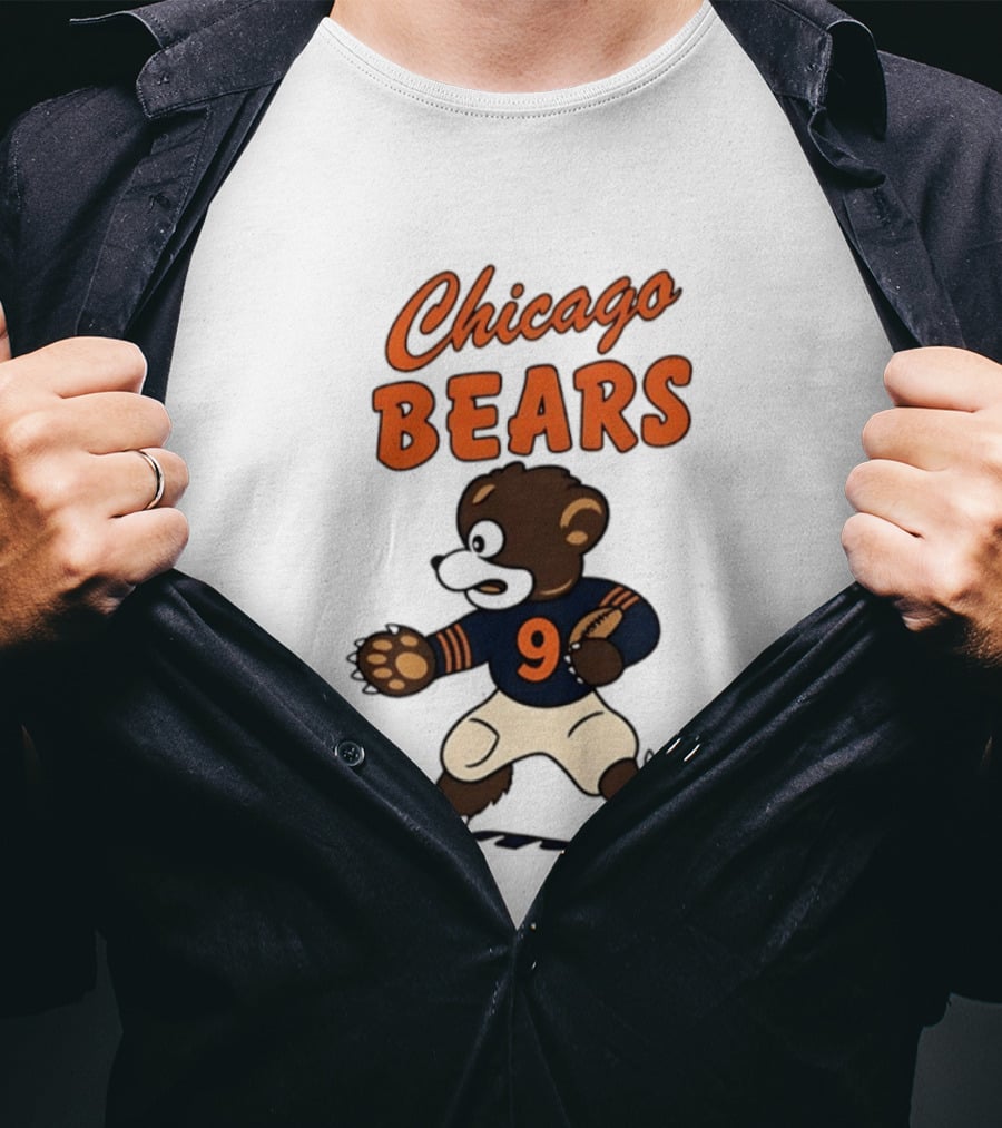 Chicago Bears Football Vintage Cartoon Bear Running Number 9 T-Shirt