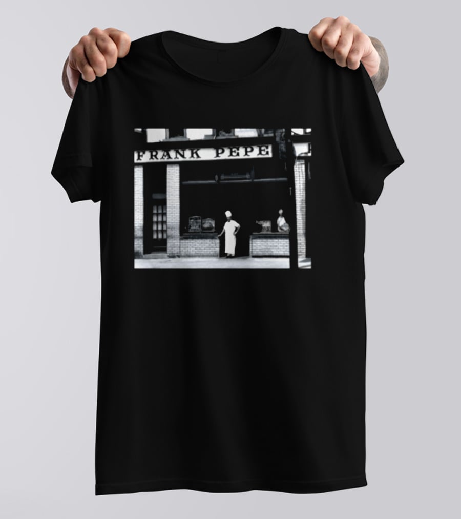 Frank Pepe Pizzeria Napoletana Storefront Scene With Visible Figures T-Shirt