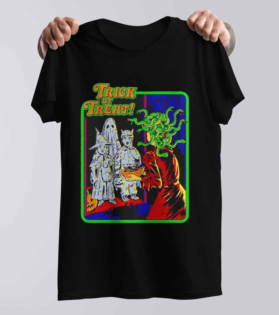 Trick Or Treat Medusa Halloween Retro Comic T-Shirt