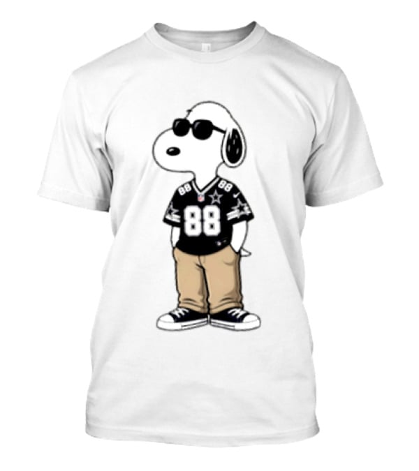 Snoopy Dallas Cowboys 88 Jersey Sunglasses 2026 Football Collaboration T-Shirt