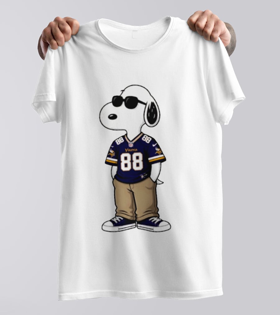 Snoopy 88 Vikings 2026 Football Sunglasses T-Shirt