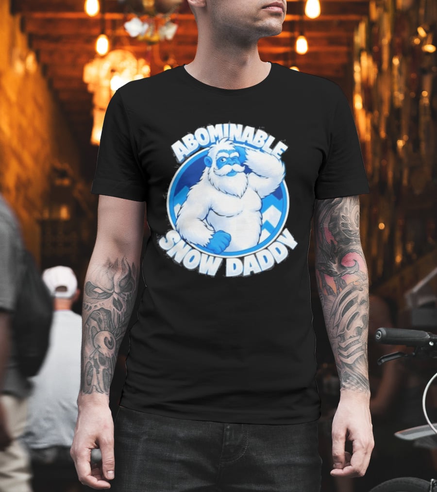 Abominable Snow Daddy Yeti Bigfoot Sasquatch Ice Blue Circle T-Shirt