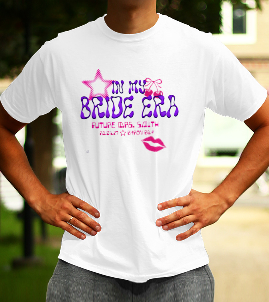 In My Bride Era Future Mrs Smith 28 03 27 Byron Bay Kiss T-Shirt