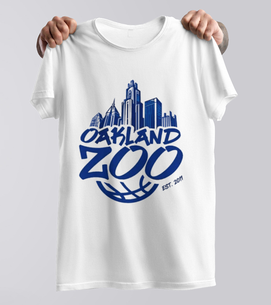 Pitt Panthers Oakland Zoo You Vs The Zoo Est 2001 T-Shirt