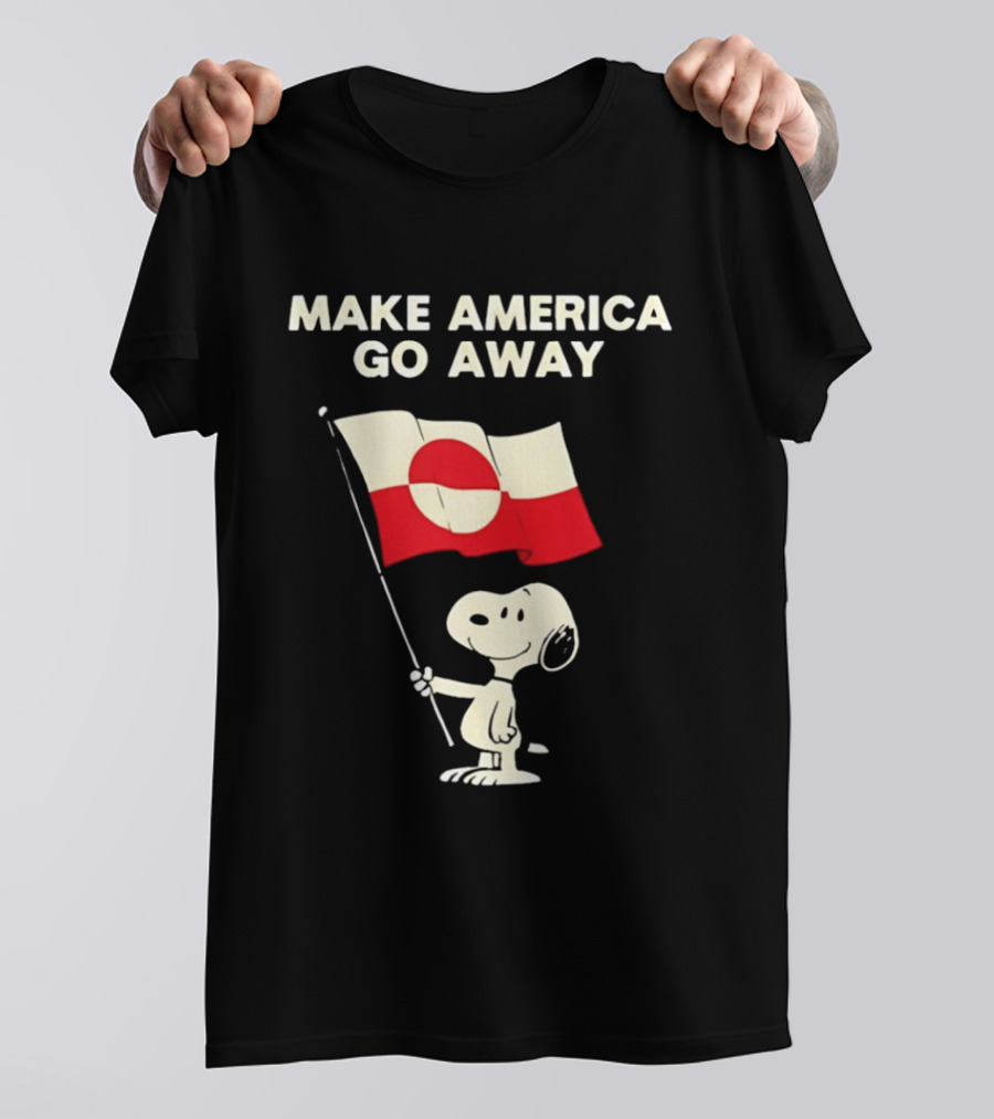 Snoopy Holding Greenland Flag Make America Go Away T-Shirt