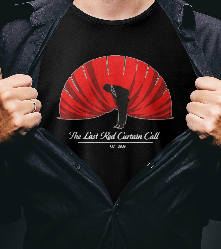 Valentino Garavani The Last Red Curtain Call 1932 2026 Bowing T-Shirt