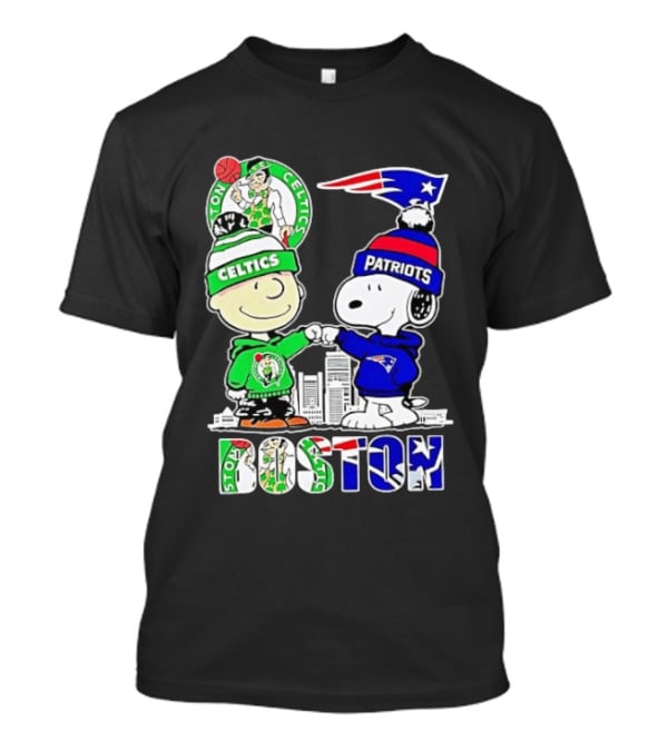 Charlie Brown Snoopy Celtics Patriots Boston Fist Bump T-Shirt