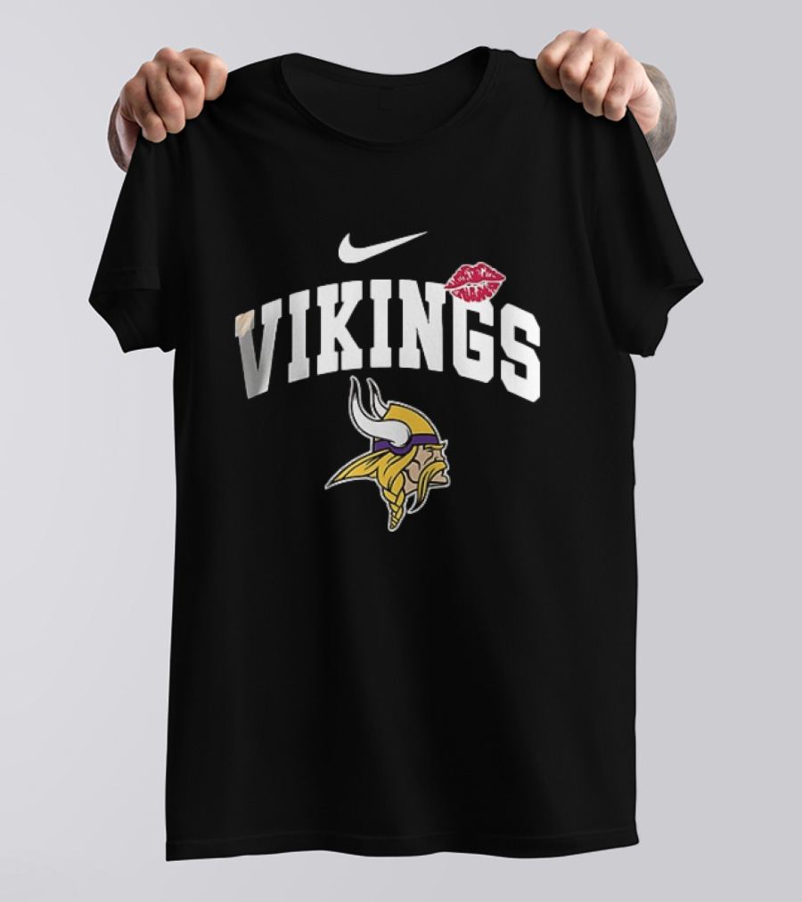 Vikings Nike Makeup Artist Lips Minnesota Football T-Shirt