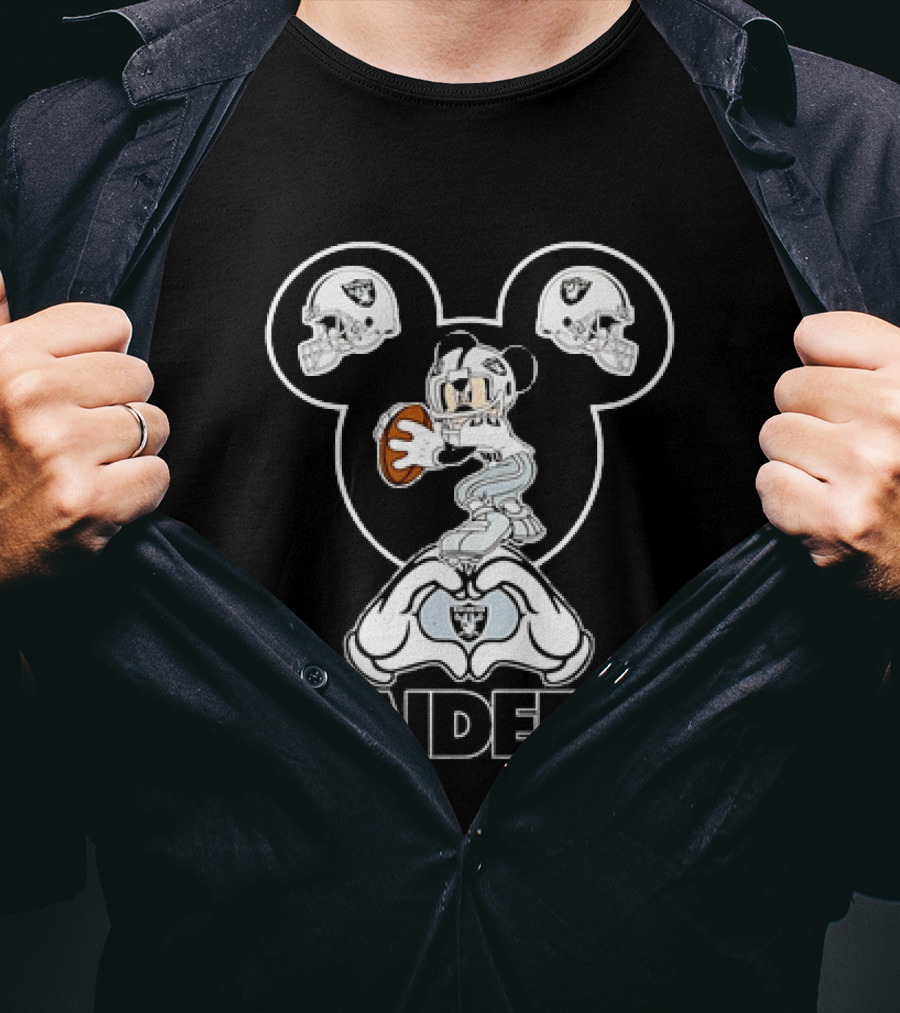 Las Vegas Raiders Mickey Mouse Football Heart Hands Helmet T-Shirt