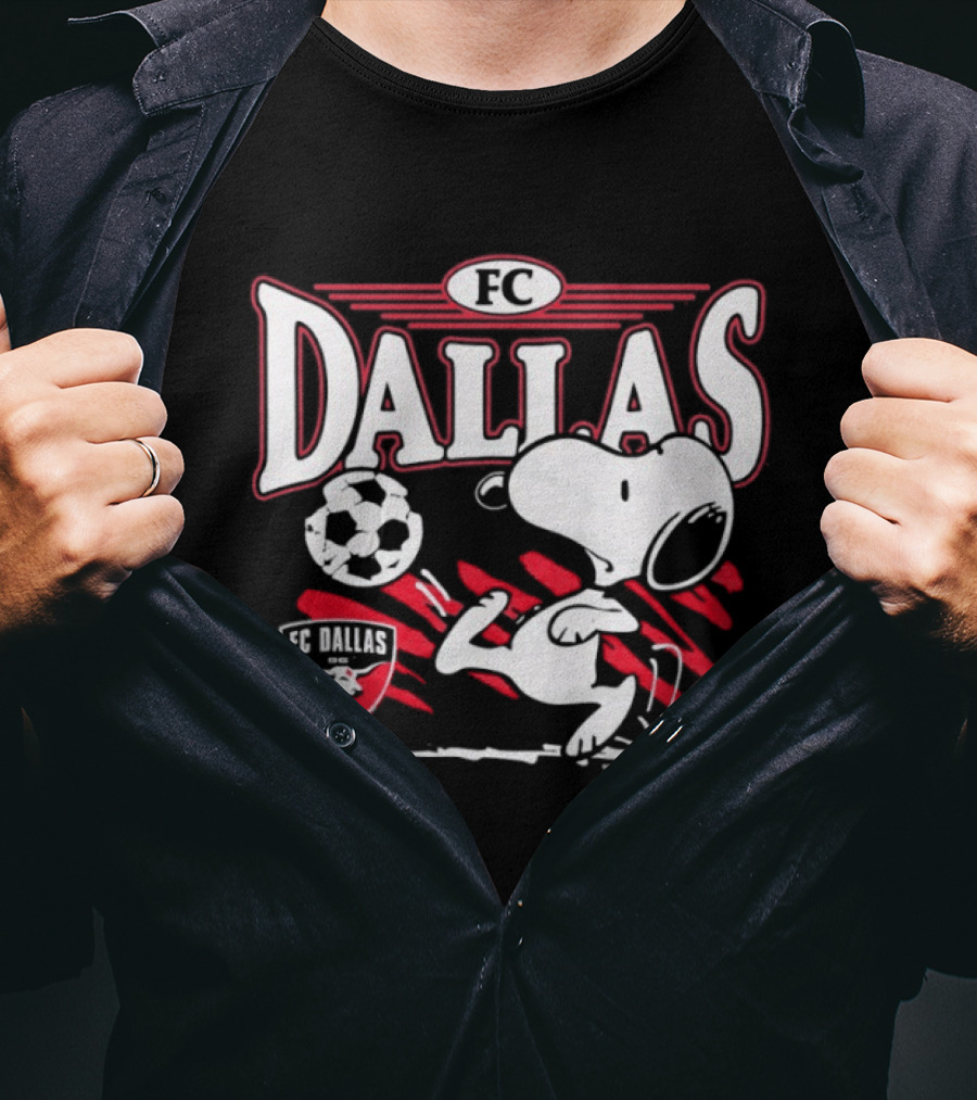 Peanuts Snoopy FC Dallas Soccer Collaboration T-Shirt