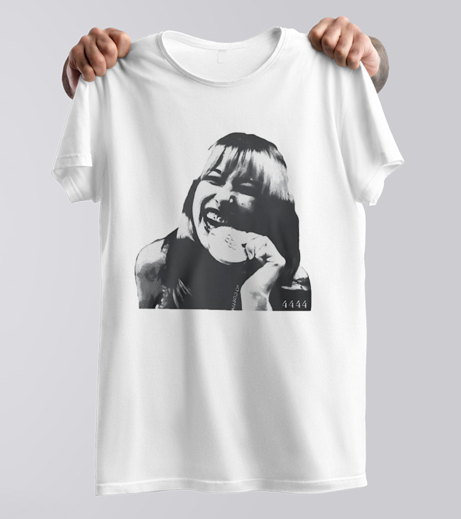 Alysa Liu Gold Medalist Joyful Celebration Halftone 4444 T-Shirt