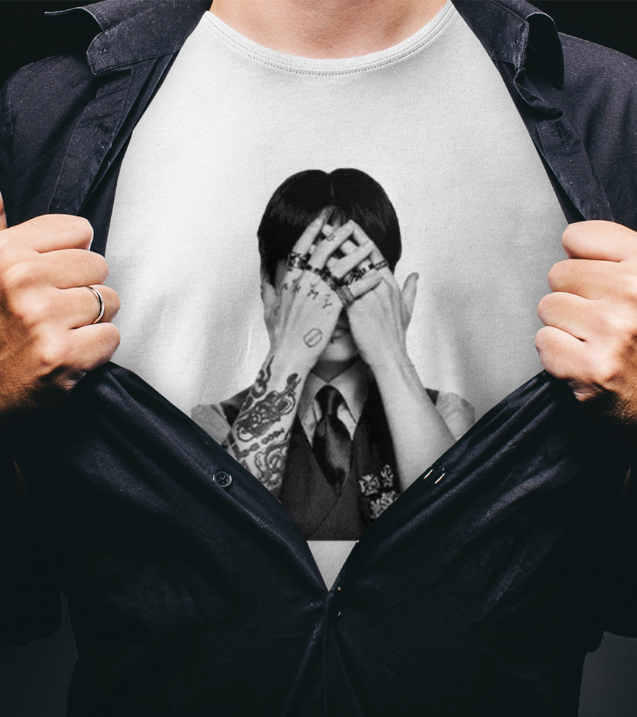 Jung Kook BTS Arirang Tour Tattoo Art Aesthetic T-Shirt