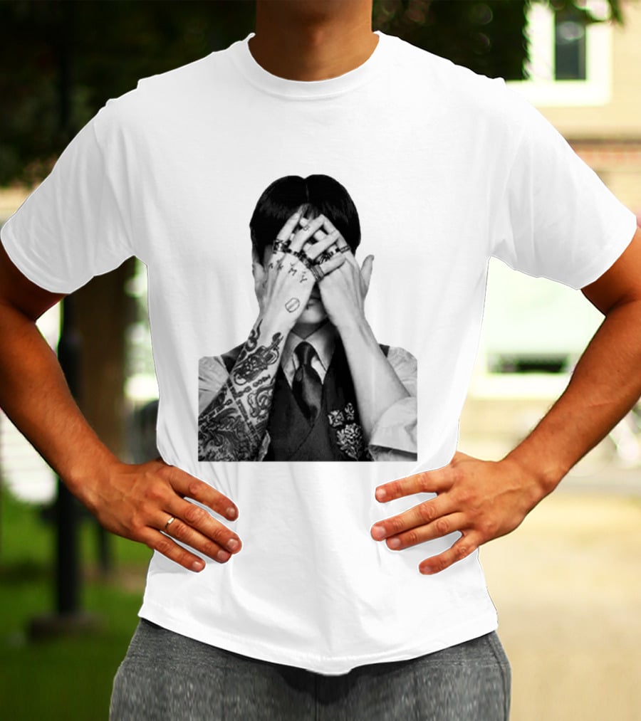 Jung Kook BTS Arirang Tour Tattoo Art Aesthetic T-Shirt