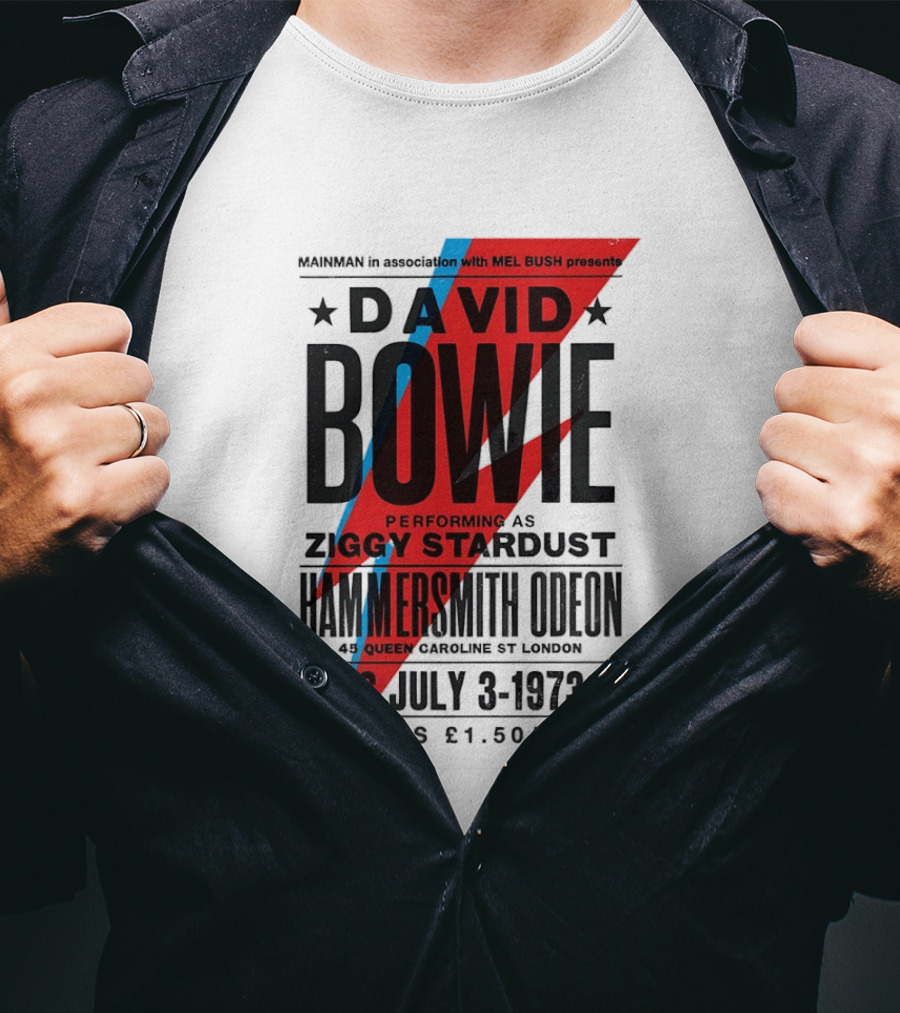 David Bowie Performing As Ziggy Stardust Hammersmith Odeon London July 3 1973 T-Shirt