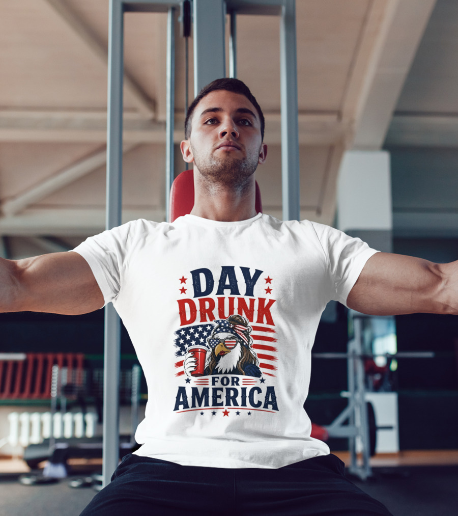 Day Drunk For America Patriotic Eagle With Flag And Red Cup T-Shirt