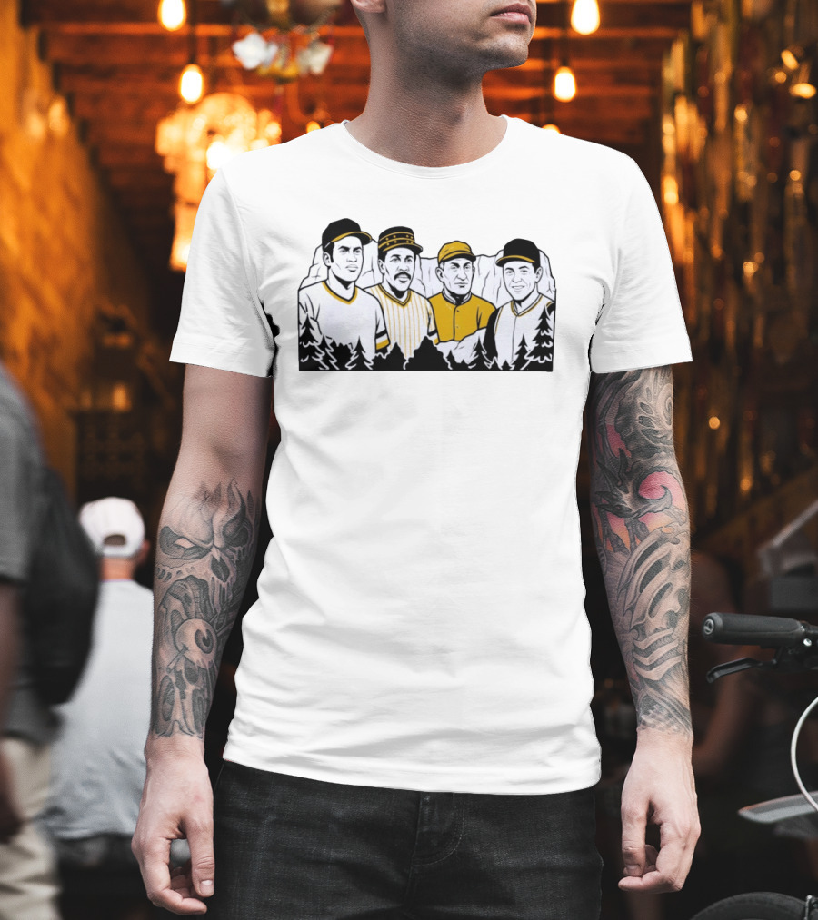 Pittsburgh Pirates Legends Roberto Clemente Willie Stargell Honus Wagner Bill Mazeroski T-Shirt