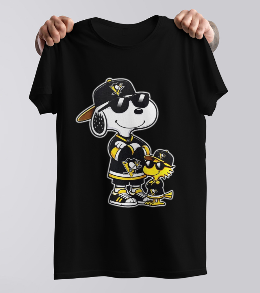Snoopy Woodstock Pittsburgh Penguins NHL 2026 Sports Fan Collaboration T-Shirt