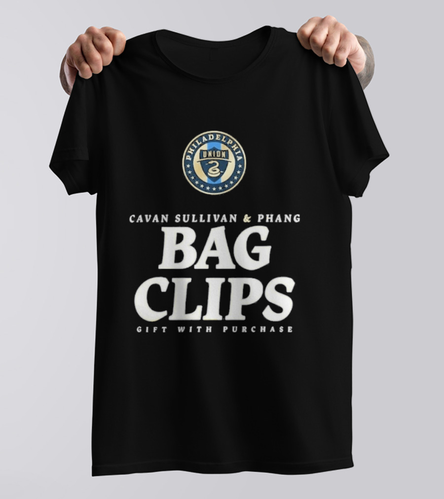Philadelphia Cavan Sullivan Phang Bag Clips Gift With Purchase T-Shirt