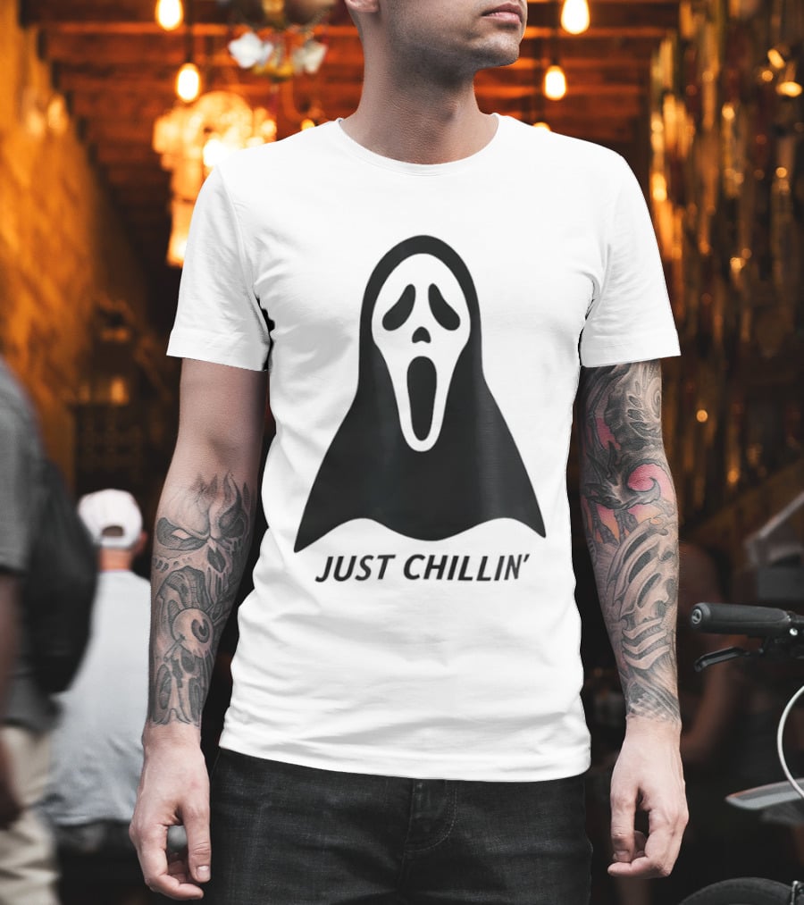Ghostface Just Chillin Halloween Horror Mask T-Shirt