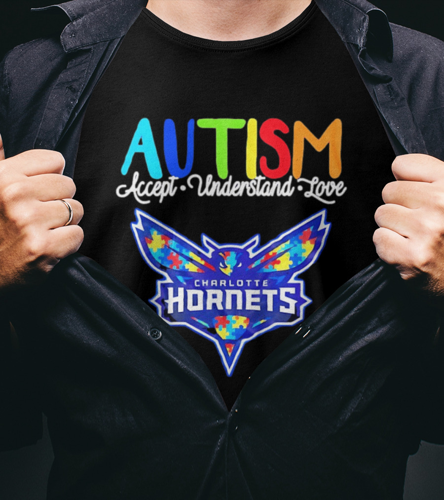 Charlotte Hornets Autism Accept Understand Love Awareness Support Puzzle Wings T-Shirt
