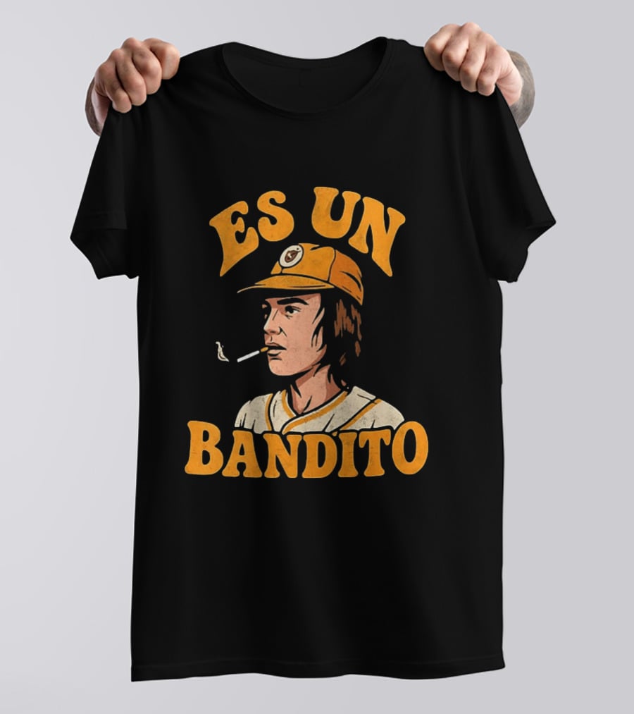 Es Un Bandito Smoking Vintage Baseball Aesthetic T-Shirt