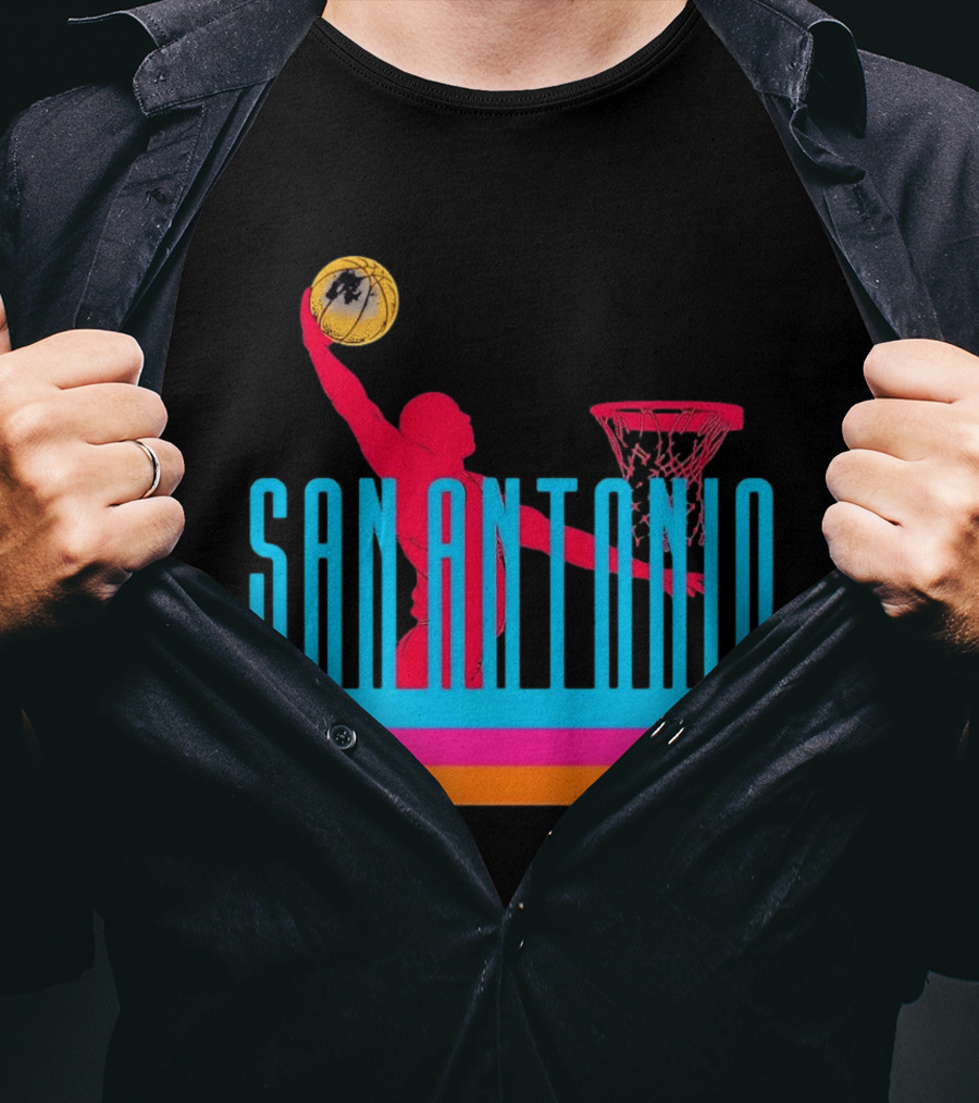 San Antonio Basketball Dunking Pink T-Shirt