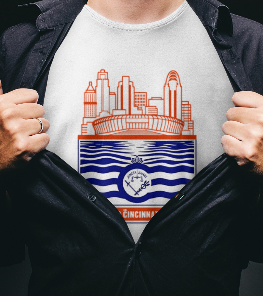 FC Cincinnati Stadium Skyline With River Flag T-Shirt