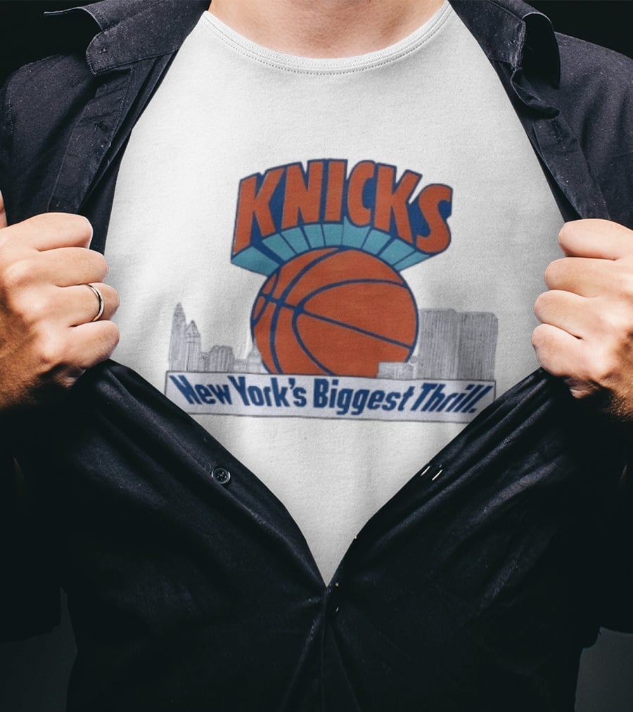 Knicks New York's Biggest Thrill Basketball Skyline T-Shirt