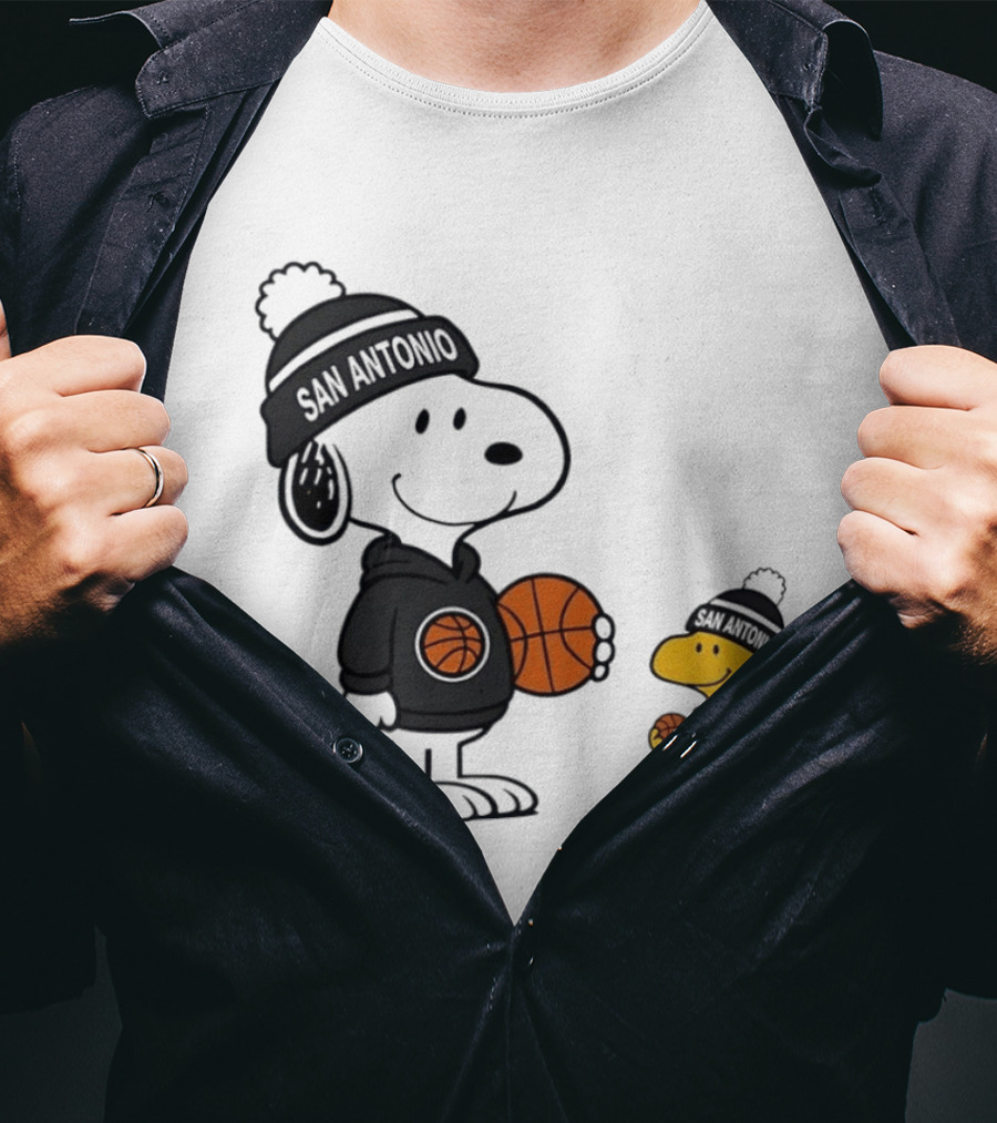 Snoopy And Woodstock Basketball Fans San Antonio Beanies T-Shirt