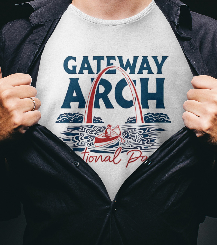 Gateway Arch National Park Canoe Adventure T-Shirt