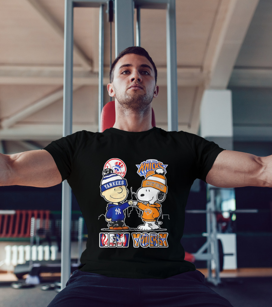 New York Yankees New York Knicks Charlie Brown Snoopy T-Shirt