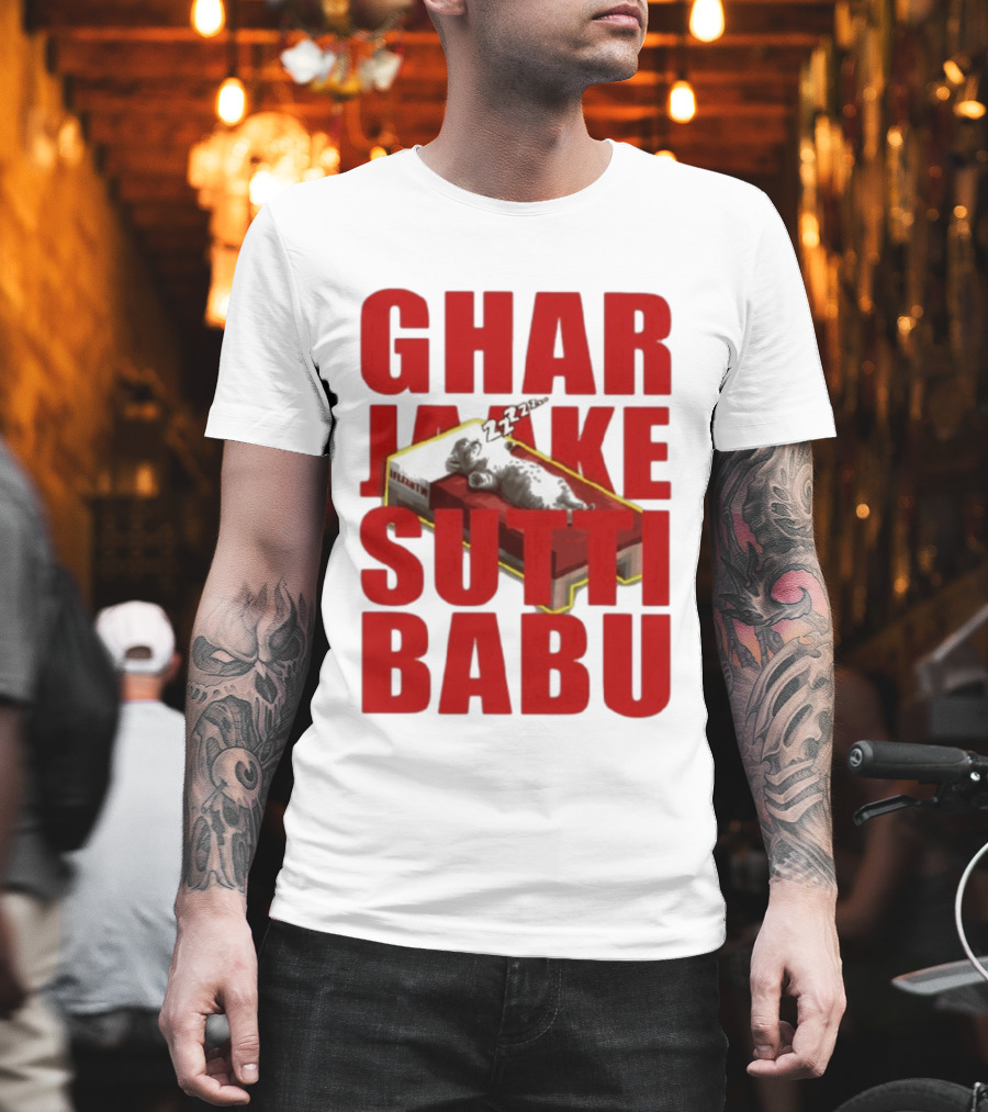 Ghar Jaake Sutti Babu Sleeping Cat On Bed ZZZ T-Shirt