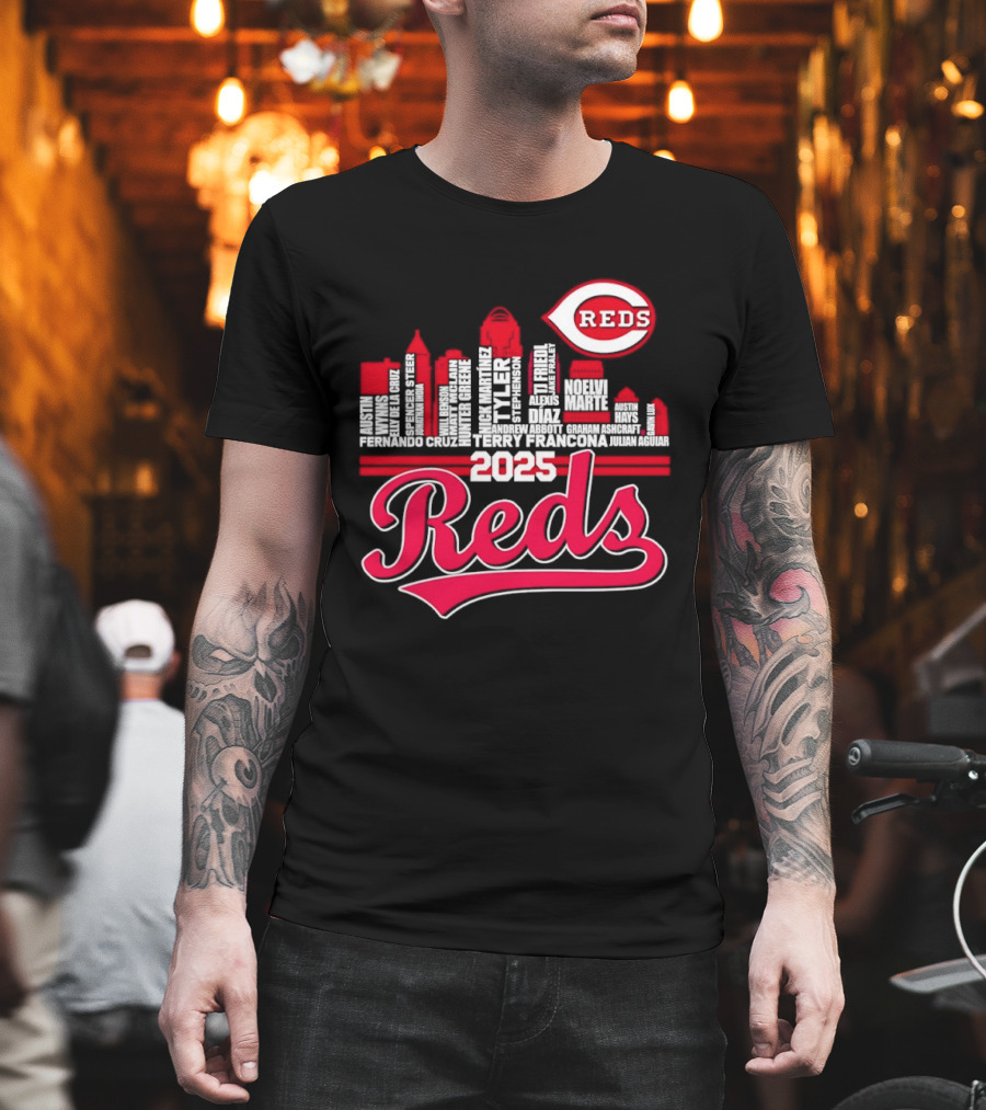 Cincinnati Reds Skyline Players 2025 Reds T-Shirt