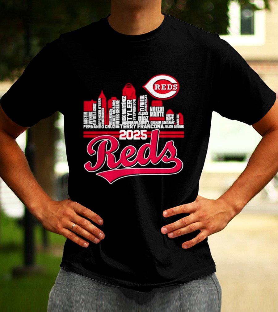 Cincinnati Reds Skyline Players 2025 Reds T-Shirt