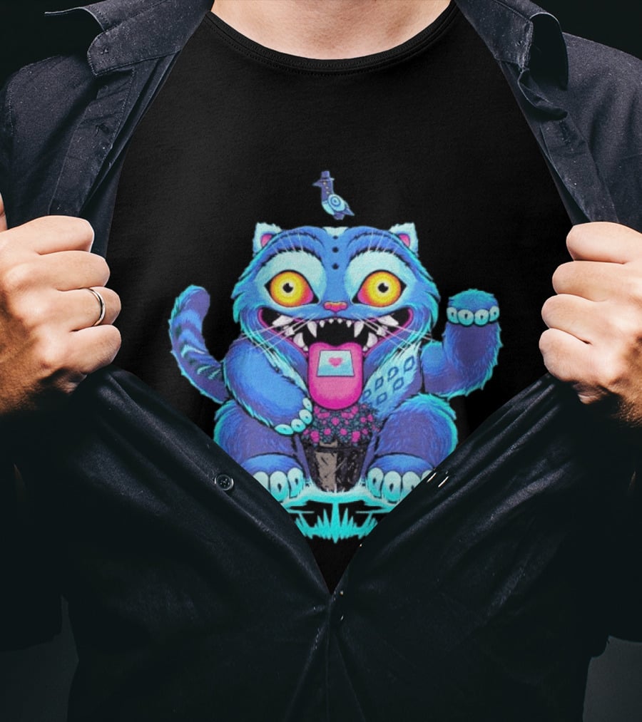 Lucky Derpy Cheshire Cat Maneki Neko Fusion Vibrant Blue T-Shirt