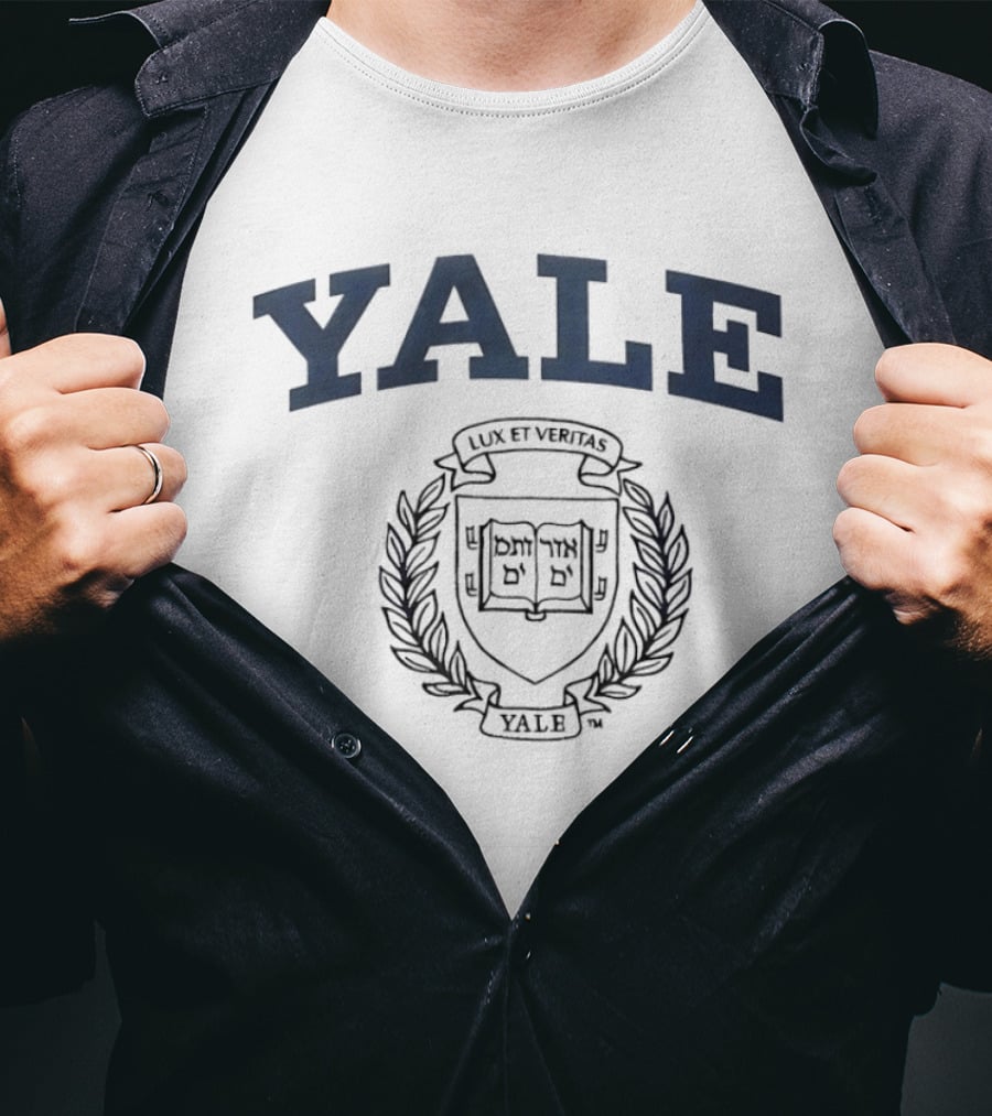Yale Lux Et Veritas Coat Of Arms T-Shirt