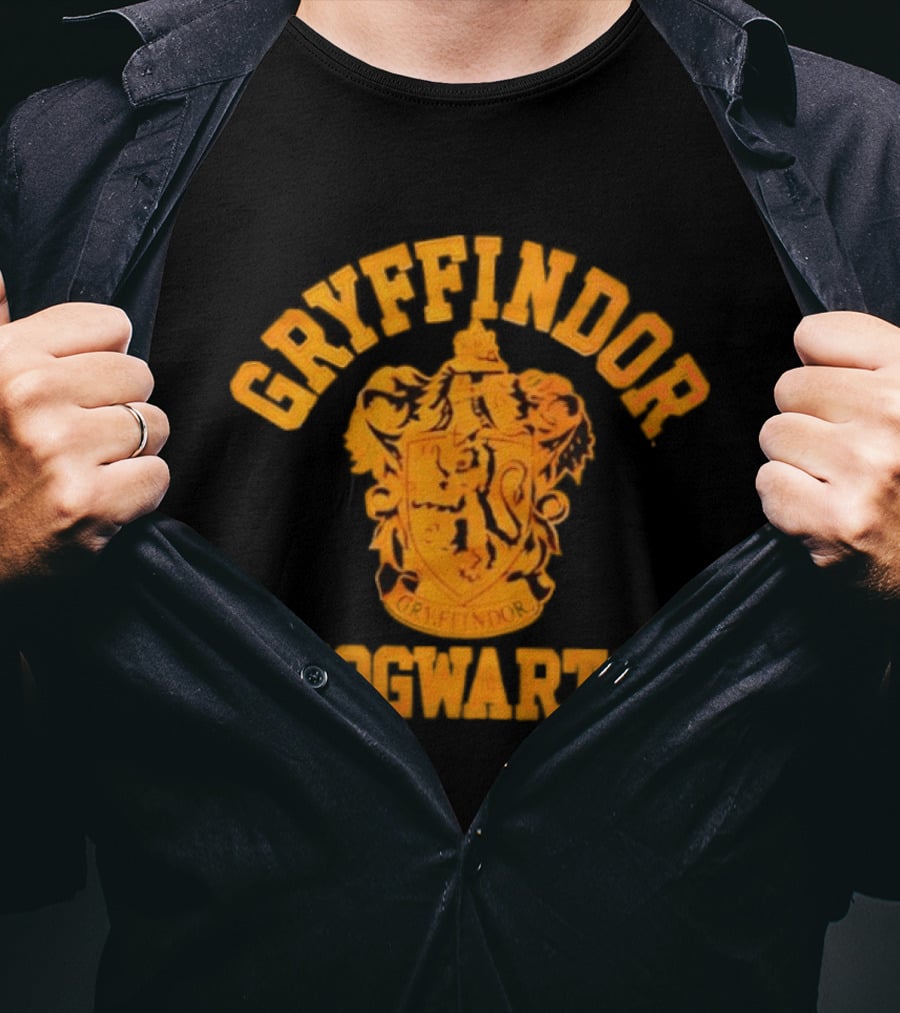 Gryffindor Hogwarts School Crest Shield Lion T-Shirt