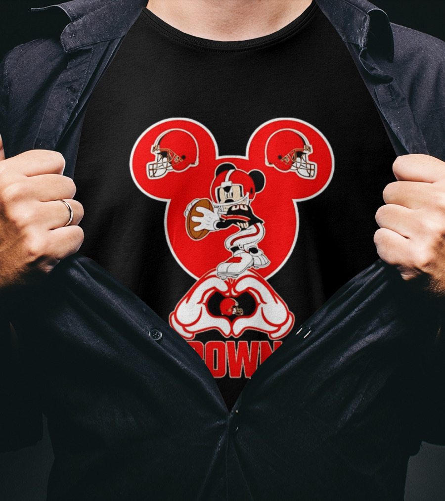 Cleveland Browns Mickey Mouse Football Quarterback Love T-Shirt
