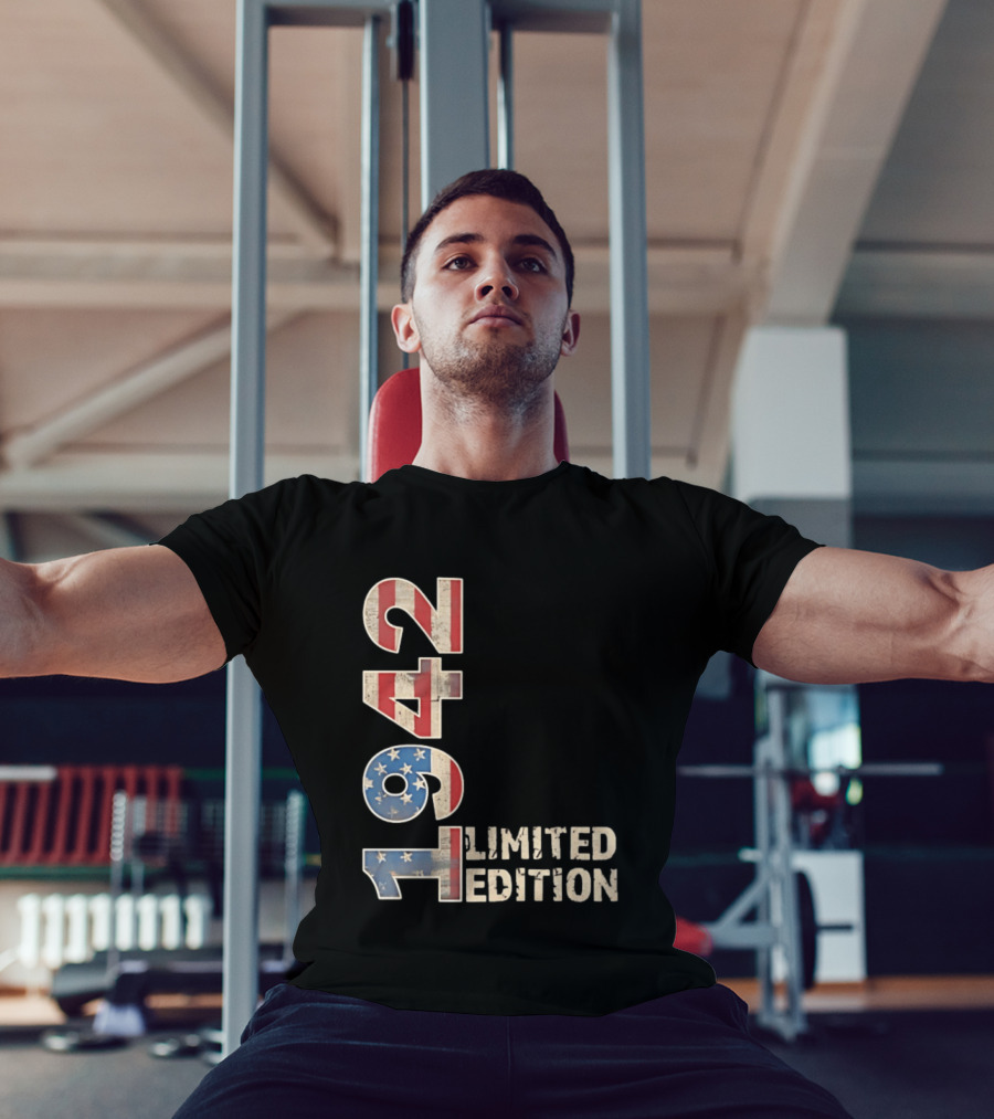 USA 1942 Limited Edition American Flag T-Shirt