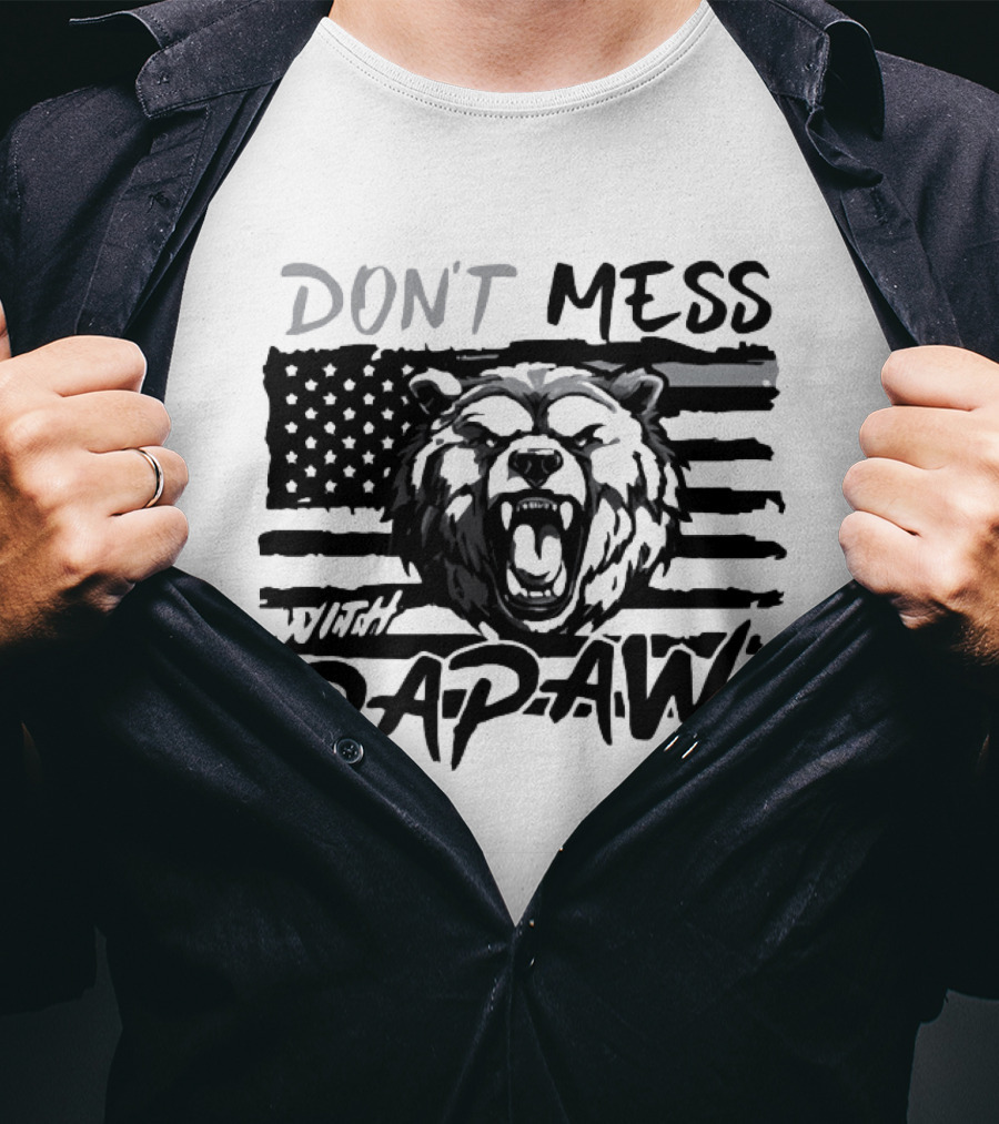 Don't Mess With Papaw Bear American Flag T-Shirt