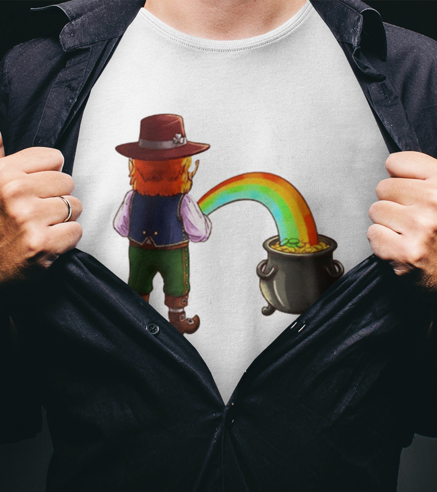 St Patricks Day Leprechaun Pissing Rainbow Into Pot Of Gold Meme T-Shirt